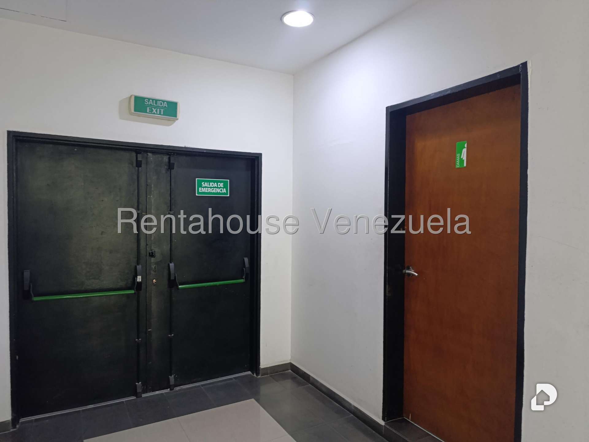 Oficina en Boleíta Norte, Caracas – 12