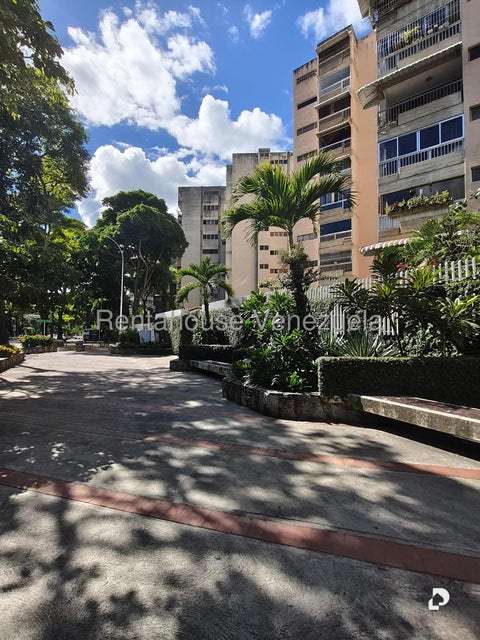 Apartamento en El Cafetal, Caracas – 2