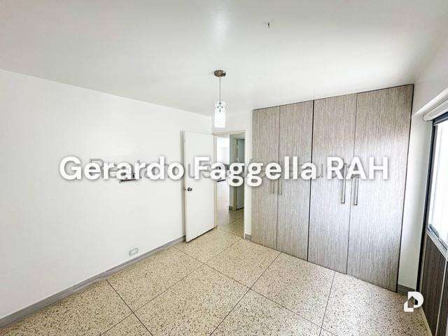 Apartment in Colinas de Bello Monte, Caracas – 17