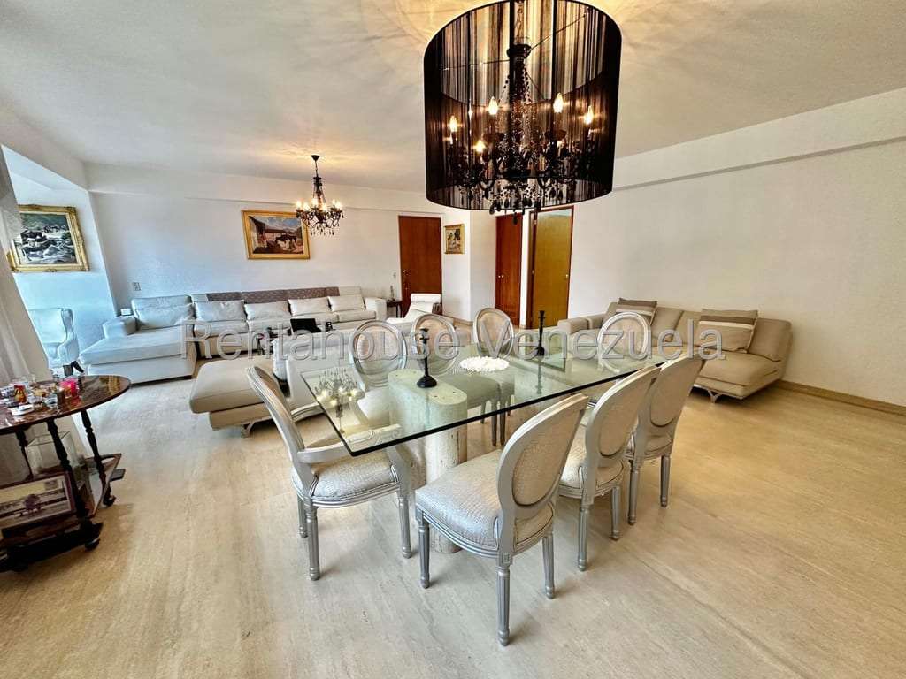 Apartamento en La Lagunita Country Club, Caracas