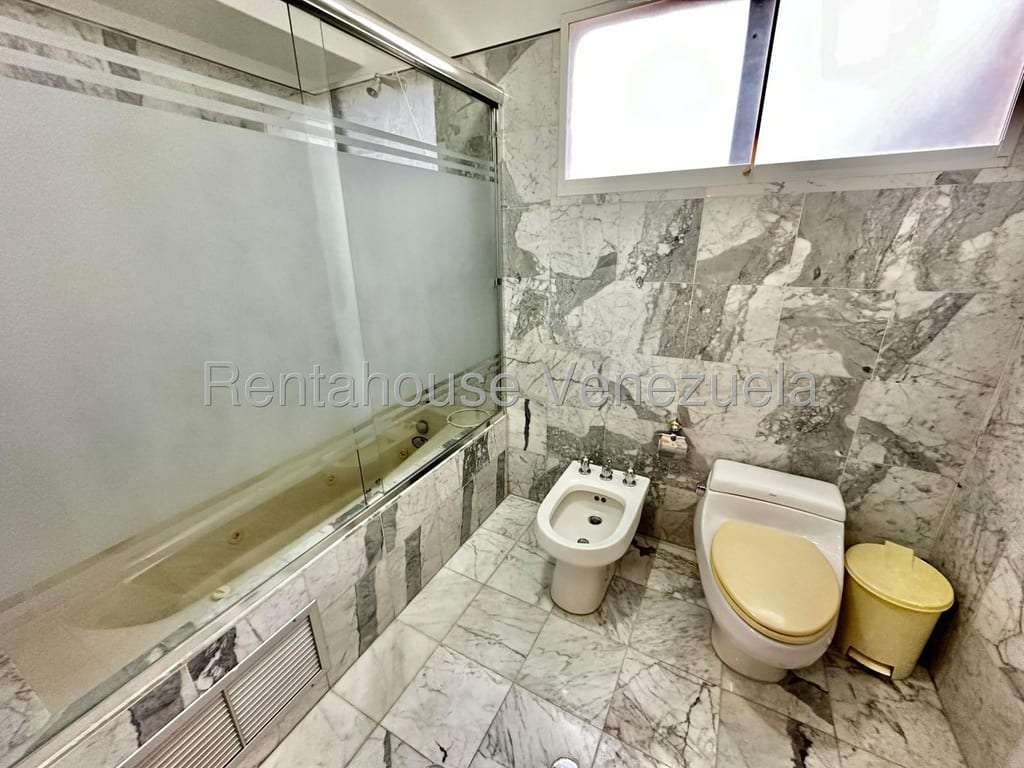 Apartamento en La Lagunita Country Club, Caracas