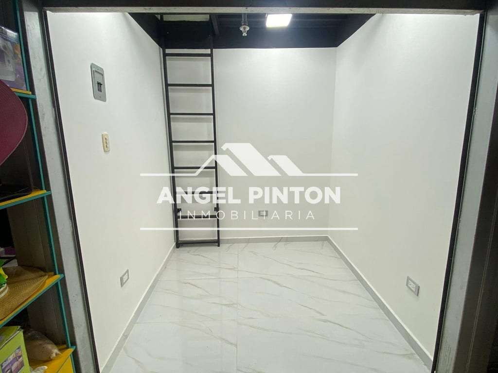 Commercial space in Maracaibo - 1