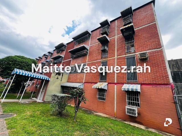 Apartamento en Fundación Maracay II, Maracay – 1