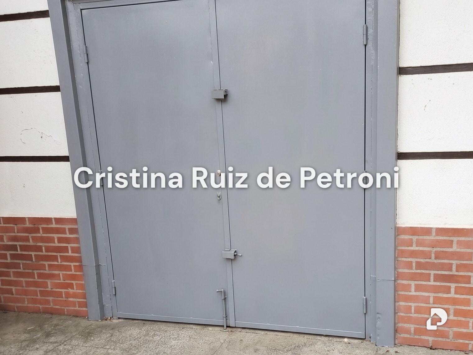 Local comercial en Urbanización Colinas de Los Chaguaramos, Caracas – 4