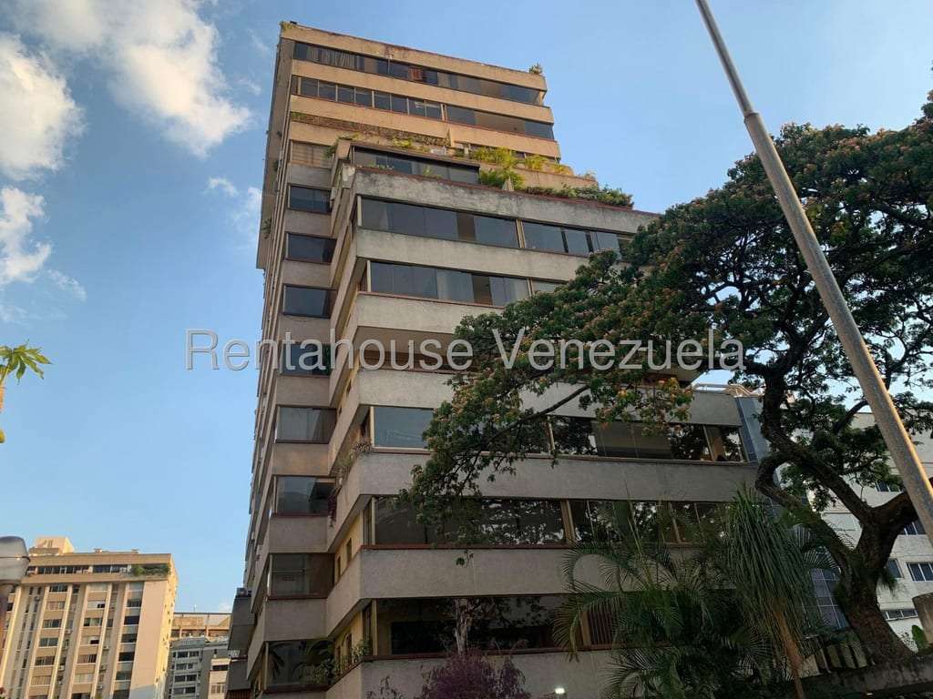 Apartamento en Los Palos Grandes, Caracas - 1