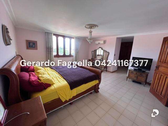 House in Cumbres de Curumo, Caracas – 11