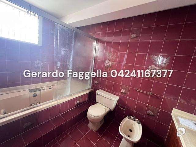House in Cumbres de Curumo, Caracas – 13