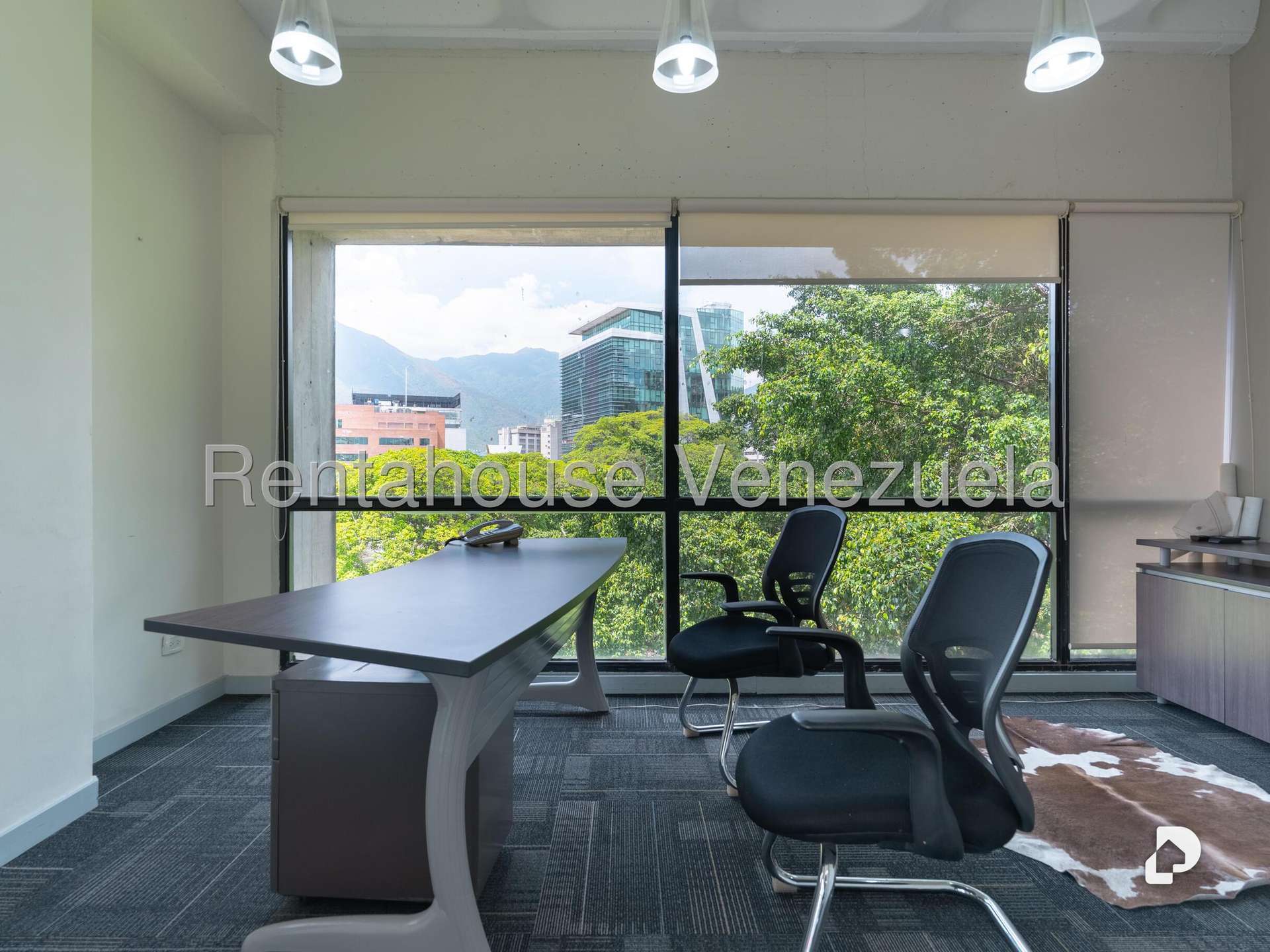 Edificio en Las Mercedes, Caracas – 18