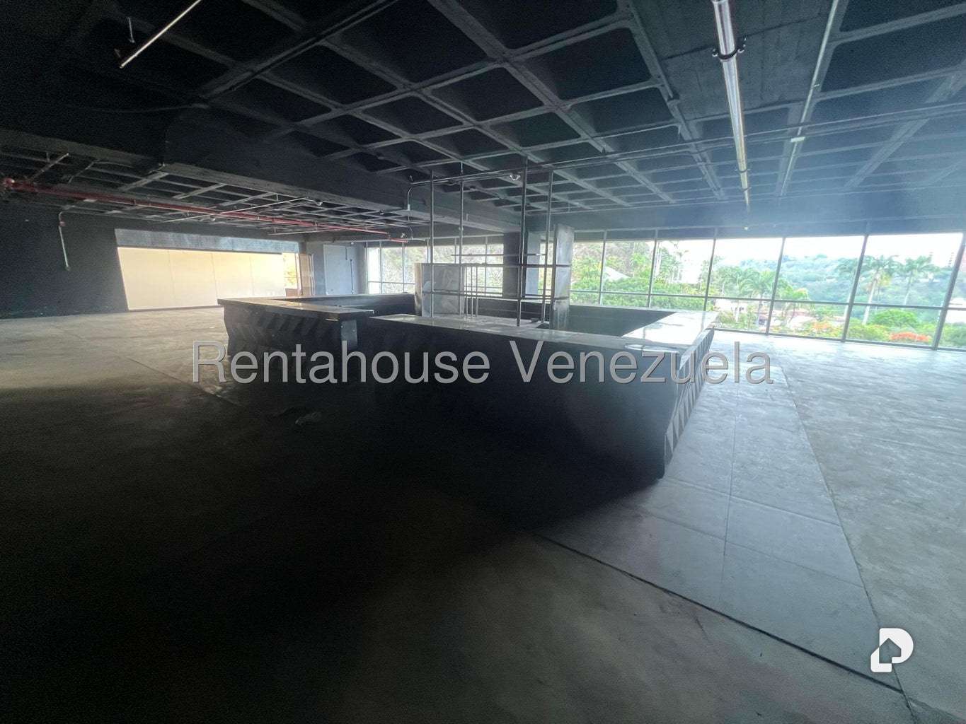 Local comercial en Cerro Verde, Caracas – 13