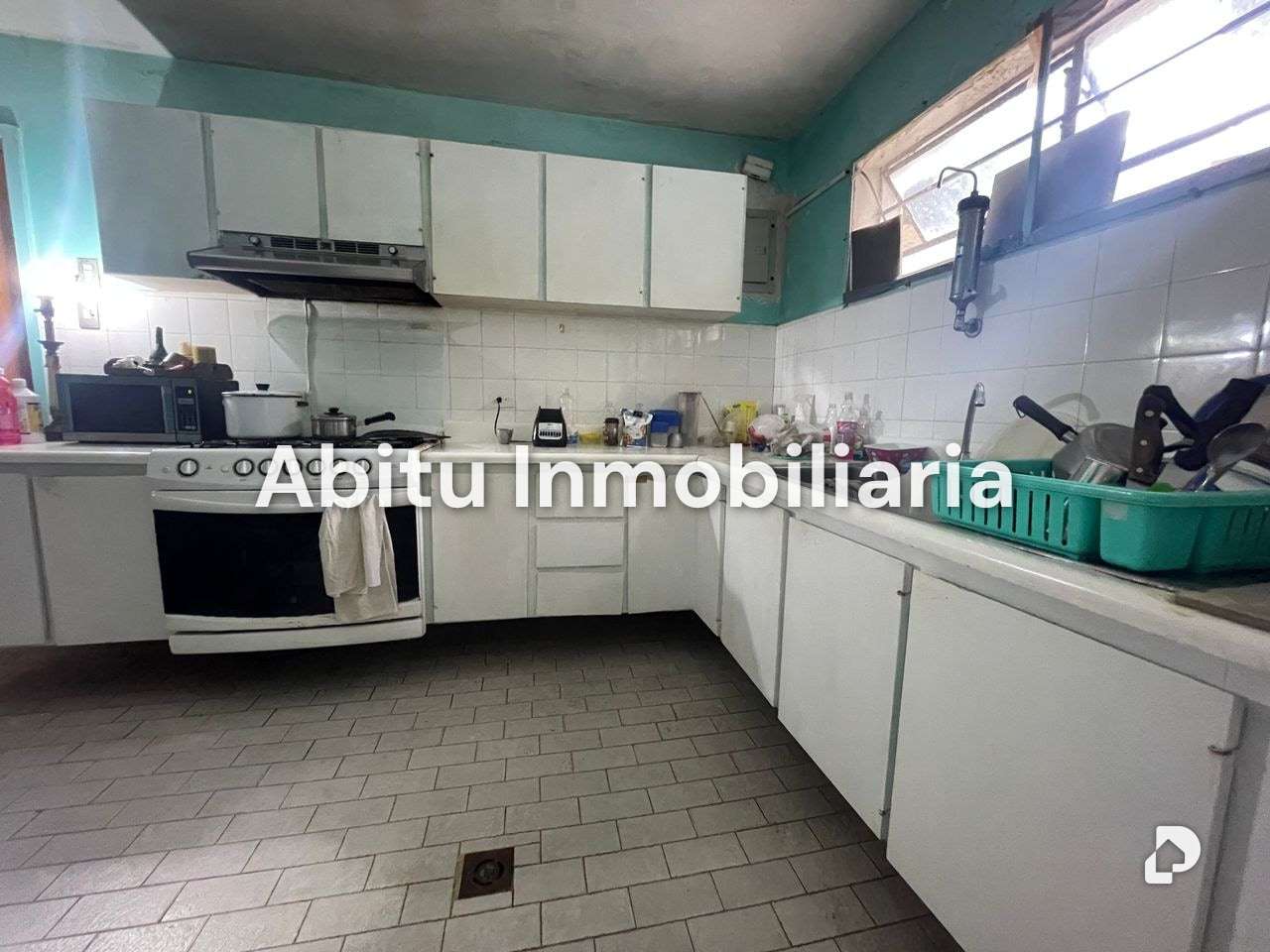 Casa en Santa Cecilia, Caracas – 8