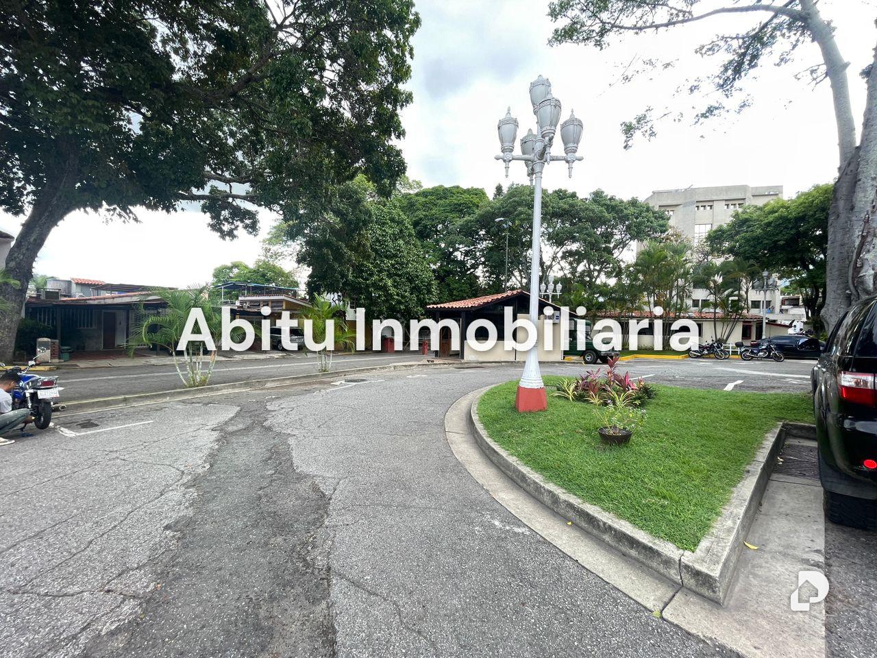 Casa en Santa Cecilia, Caracas – 2