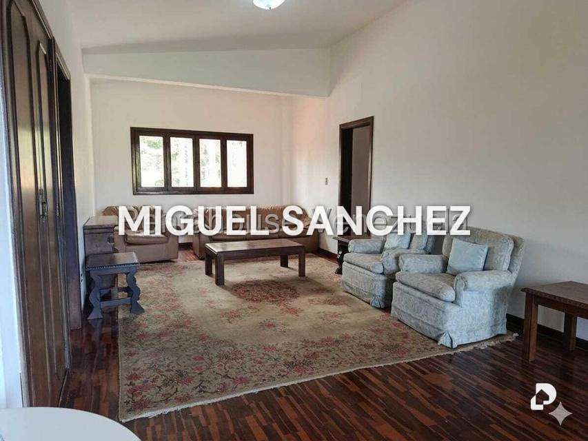 Casa en La Boyera, Caracas – 7