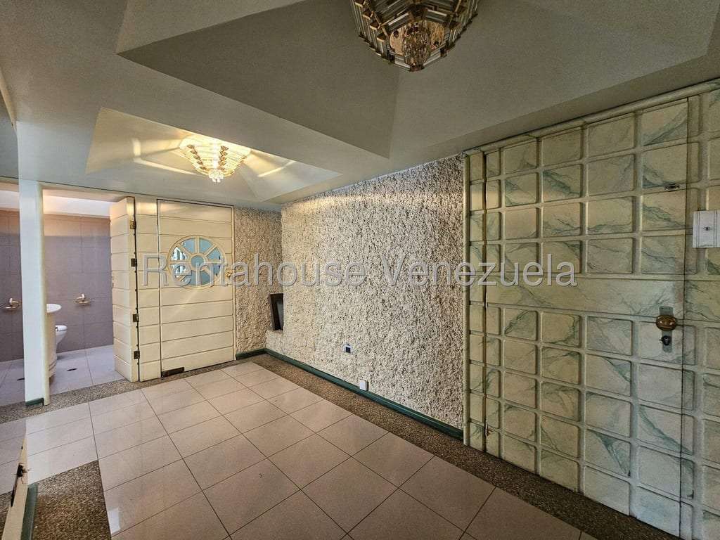 Apartamento en Santa Rosa de Lima, Caracas