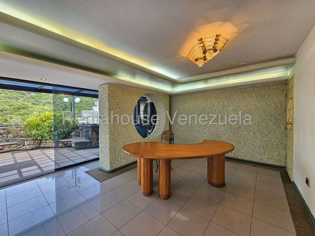 Apartamento en Santa Rosa de Lima, Caracas