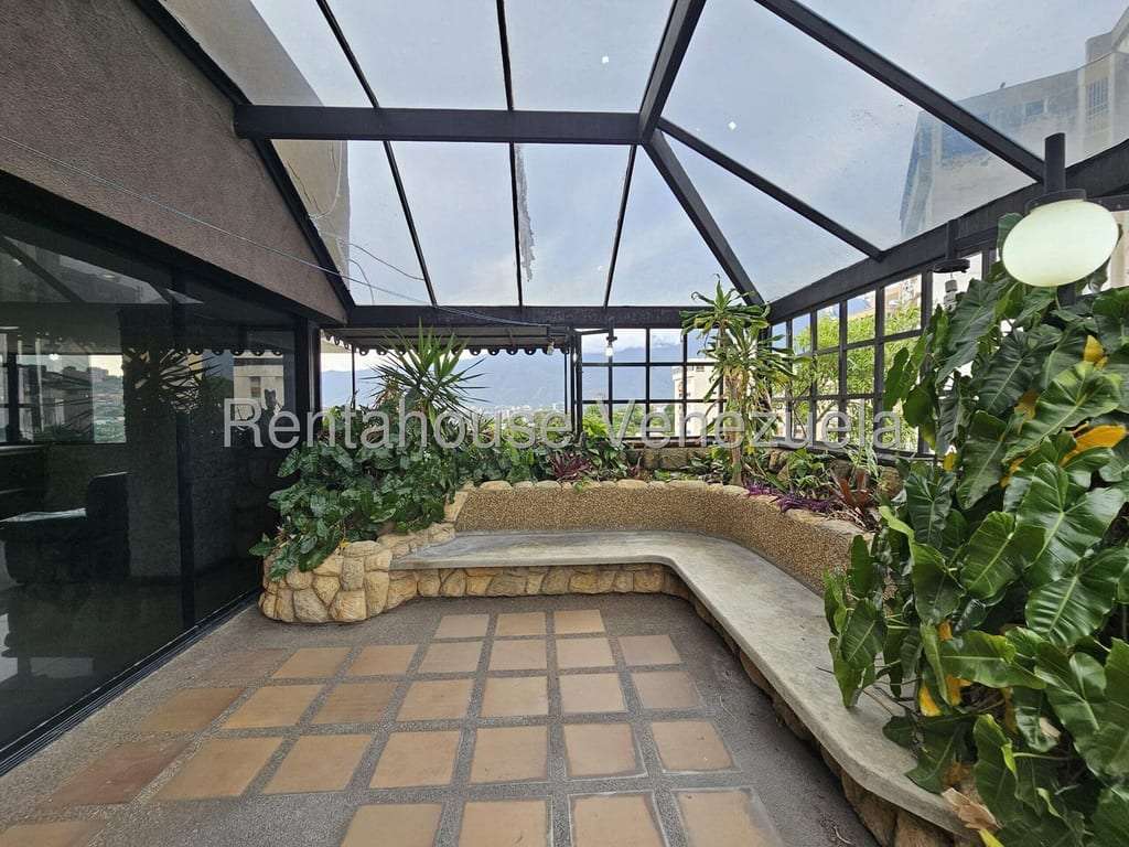 Apartamento en Santa Rosa de Lima, Caracas