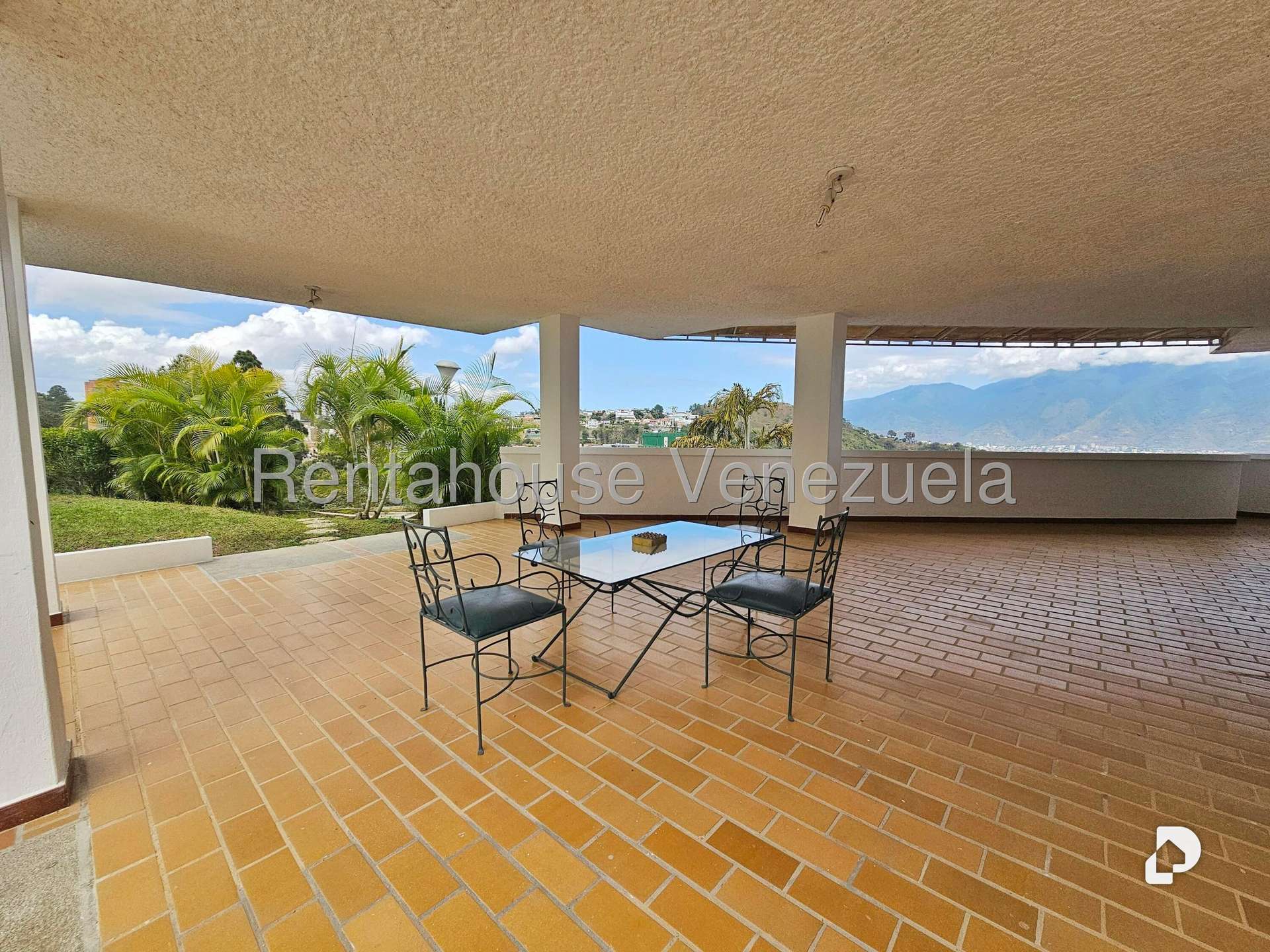Casa en Los Naranjos (del Cafetal), Caracas – 39
