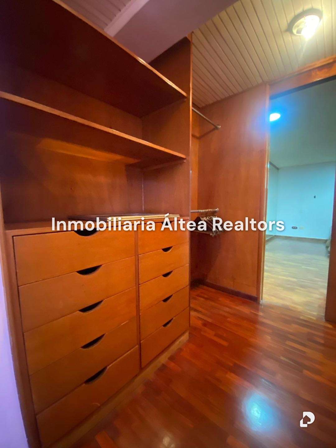 Apartamento en Santa Fe Norte, Caracas – 12