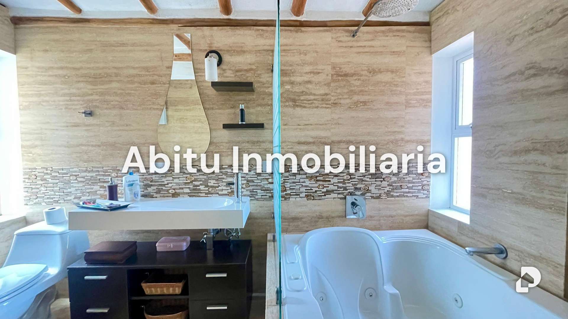 House in Caicaguana, Caracas – 12