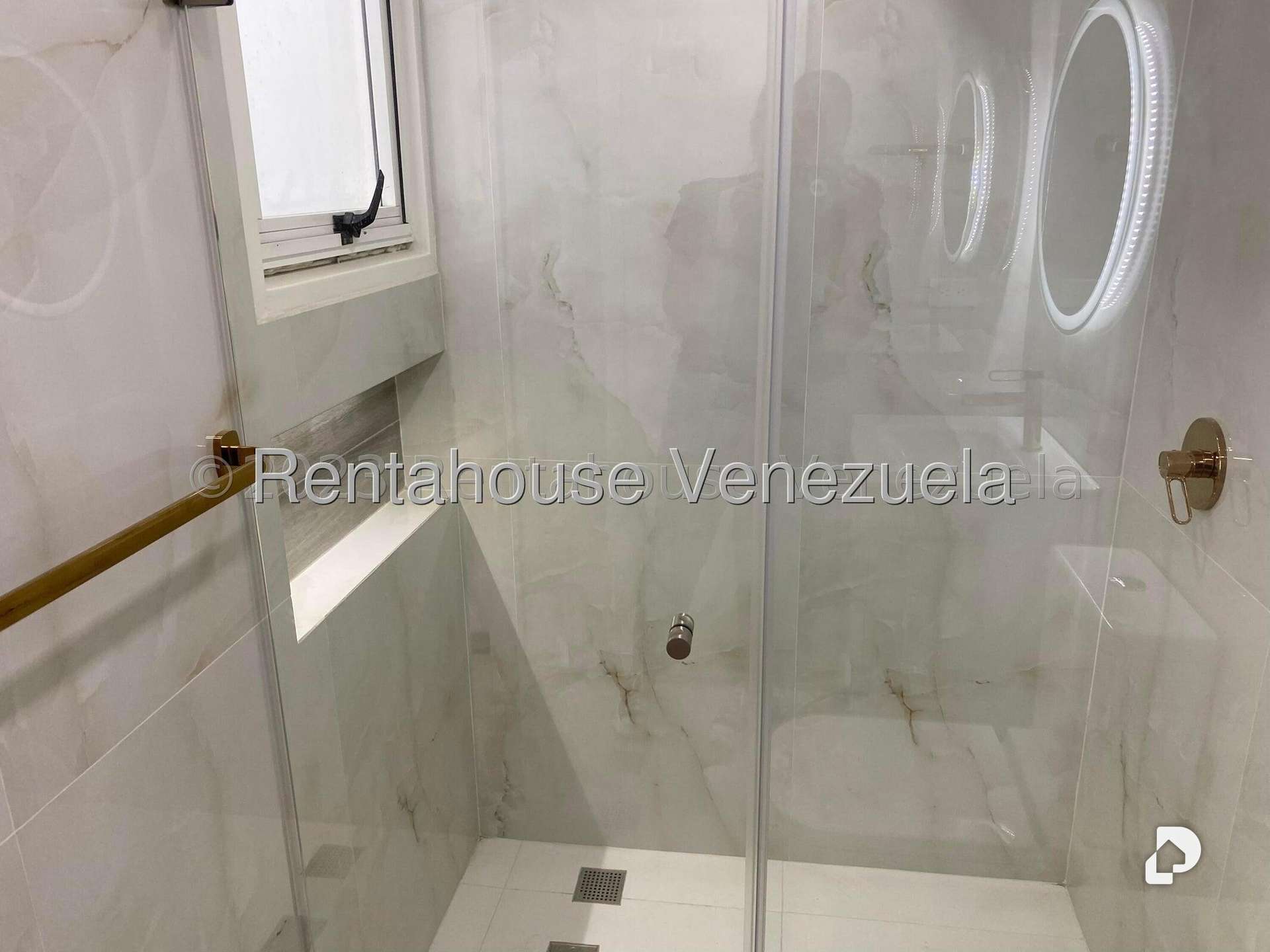 Apartamento en El Rosal, Caracas – 25