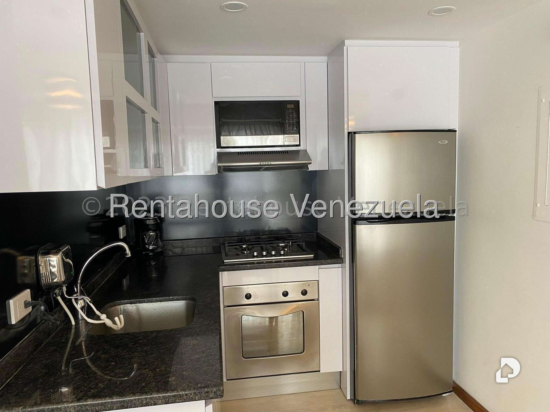 Apartamento en El Rosal, Caracas – 28