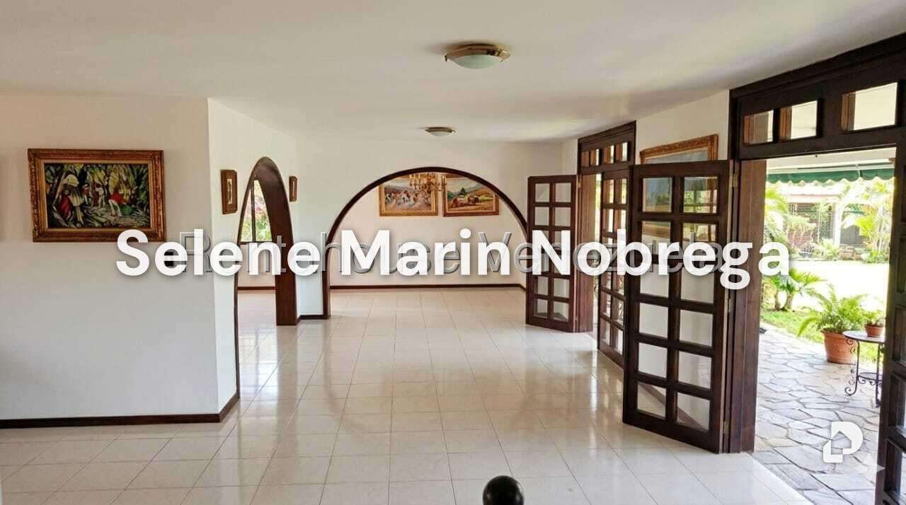 Casa en La Boyera, Caracas – 11