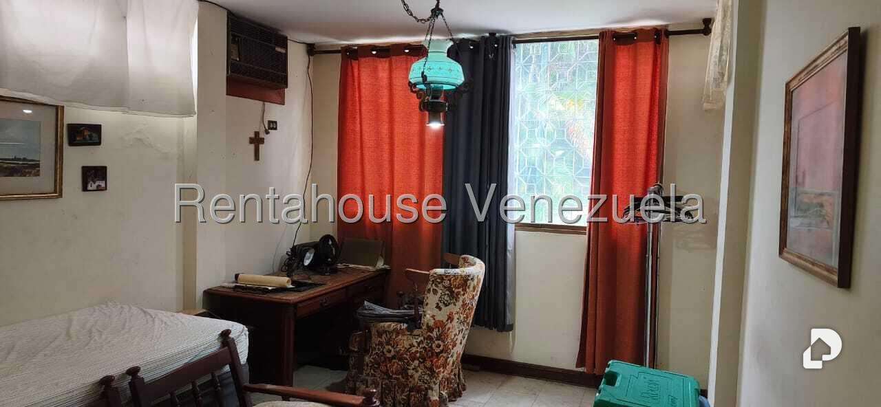 Casa en Prados del Este, Caracas – 20