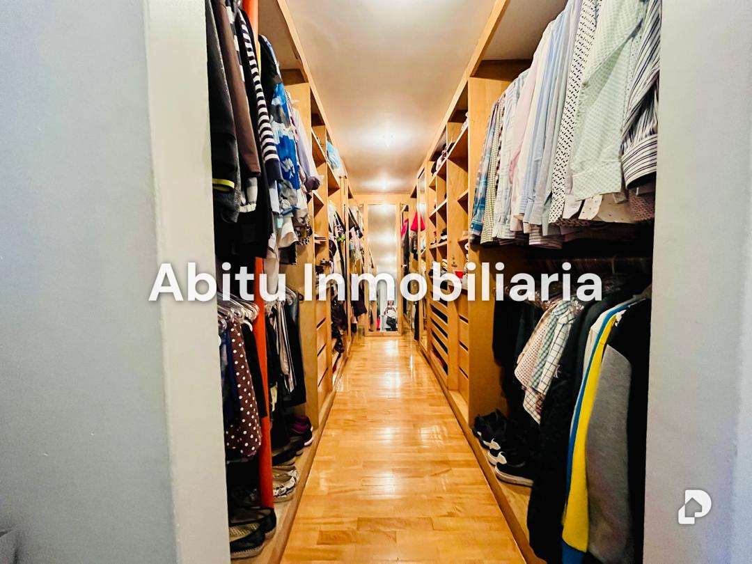 Apartamento en San Bernardino, Caracas – 16