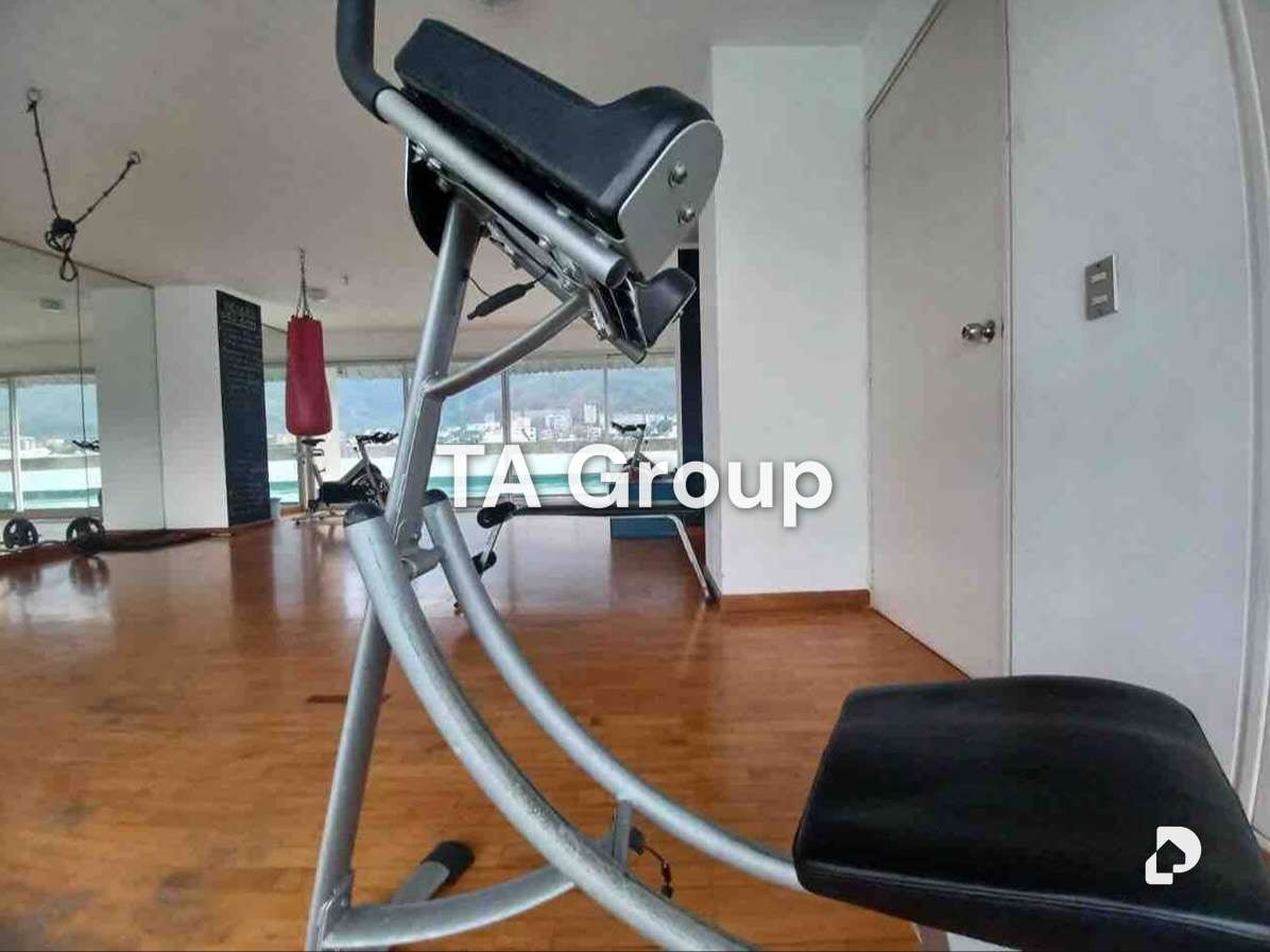 Apartamento en Los Palos Grandes, Caracas – 16