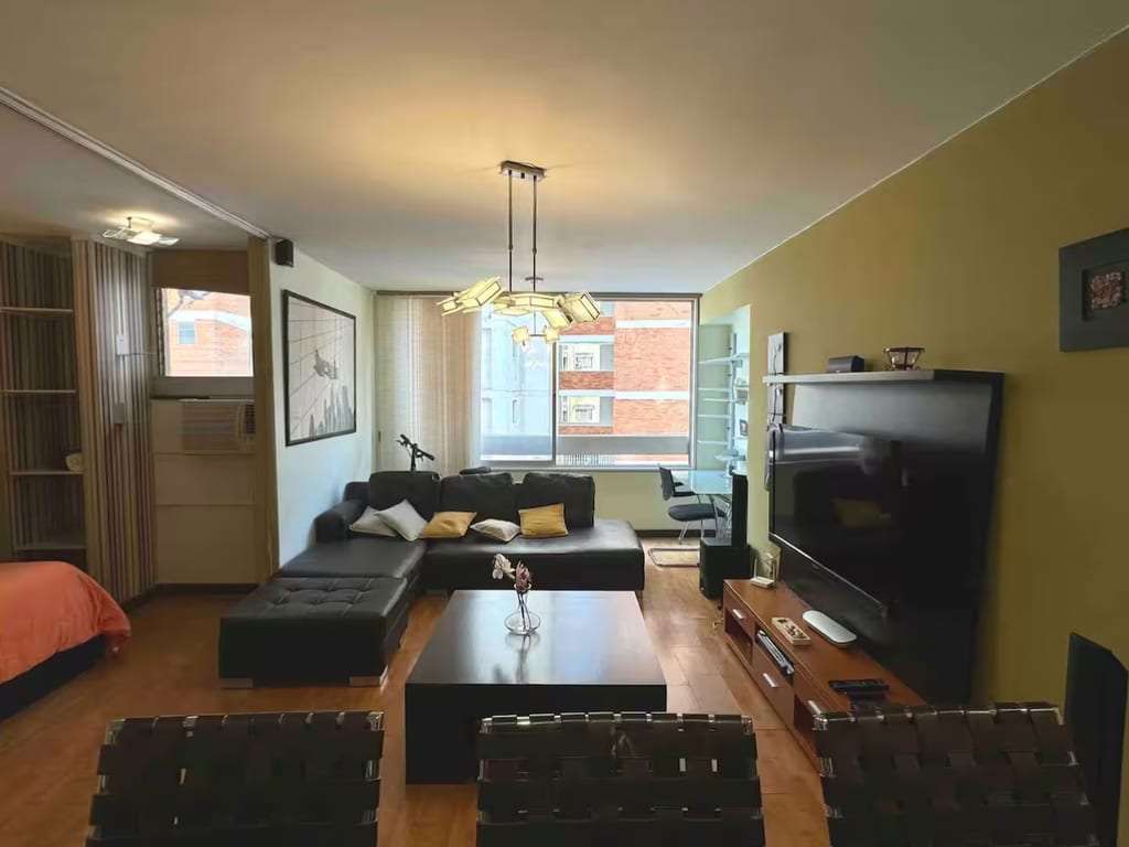 Apartamento en Los Palos Grandes, Caracas - 1