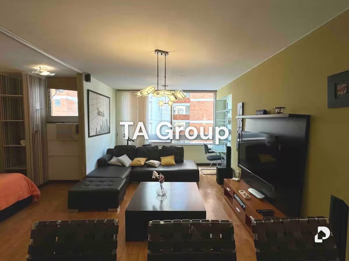 Apartamento en Los Palos Grandes, Caracas – 1