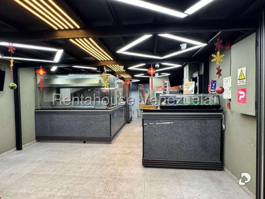 Local comercial en La Florida, Caracas – 3