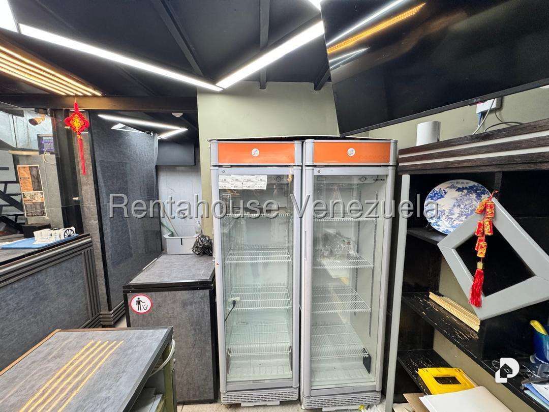 Local comercial en La Florida, Caracas – 8