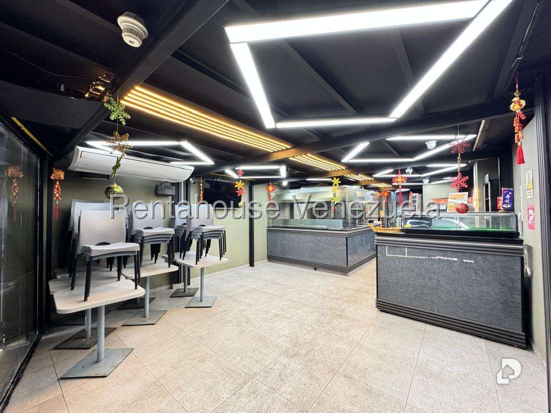 Local comercial en La Florida, Caracas – 10
