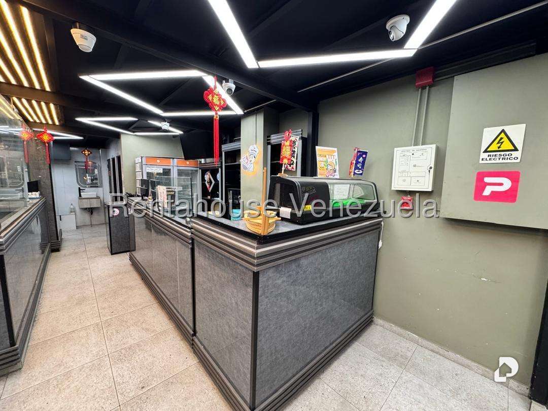 Local comercial en La Florida, Caracas – 4