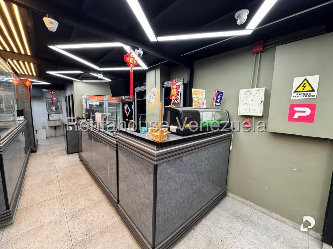 Local comercial en La Florida, Caracas – 4