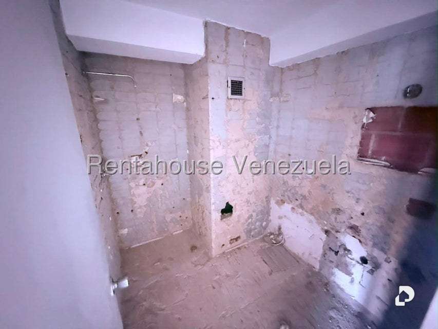 Apartamento en Los Palos Grandes, Caracas – 9