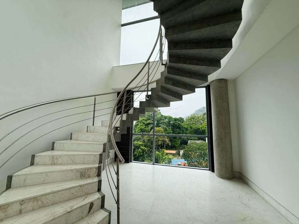 Apartamento en Altamira, Caracas - 1