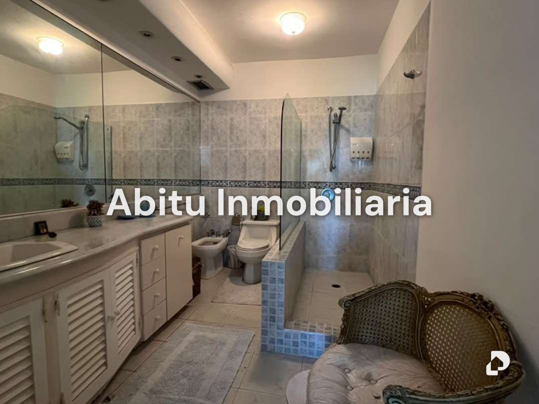 Casa en La Tahona, Caracas – 15