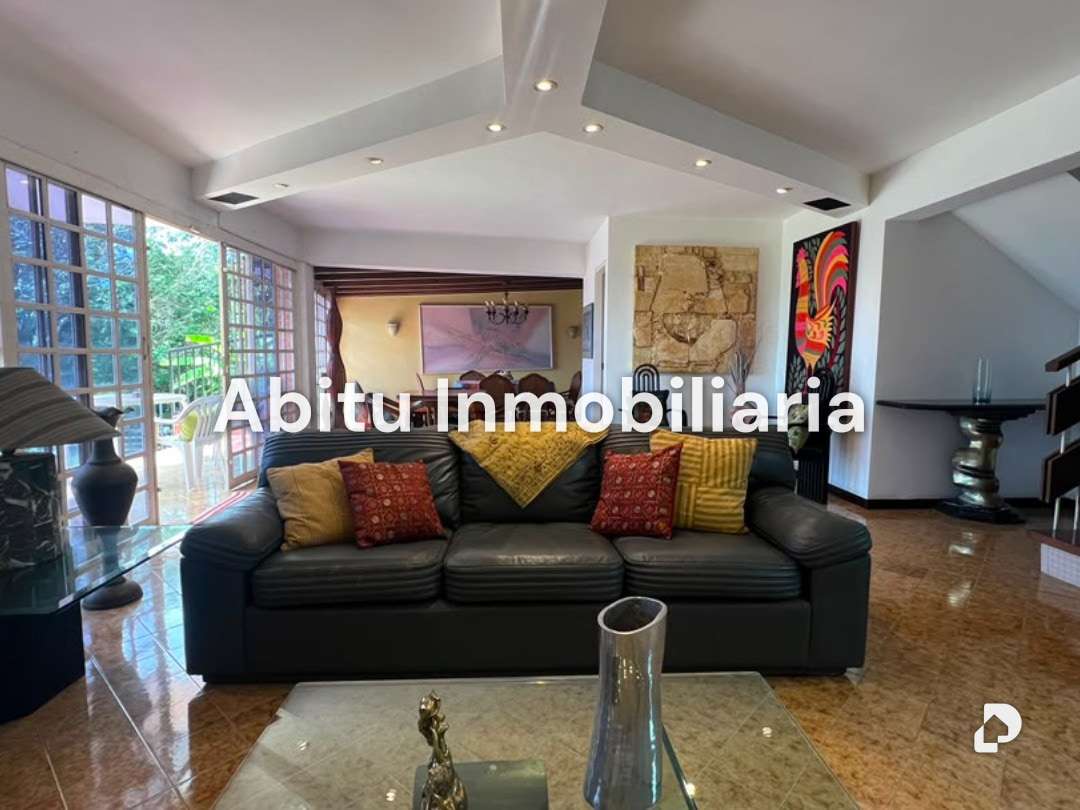 Casa en La Tahona, Caracas – 23