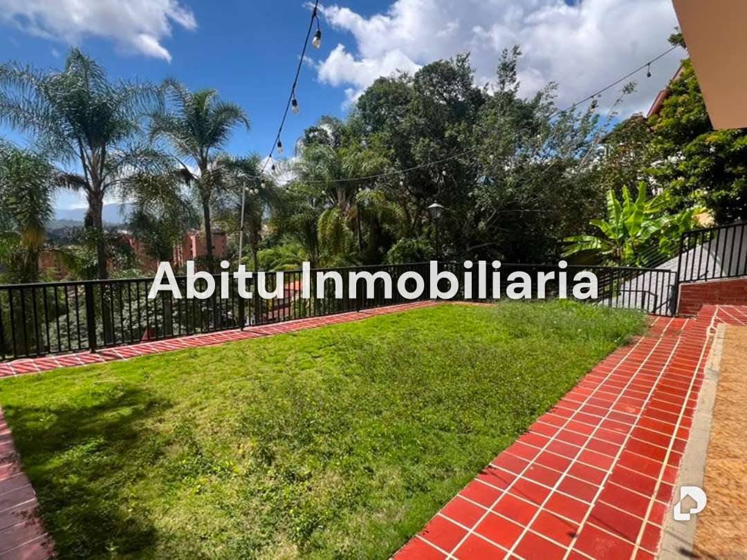 Casa en La Tahona, Caracas – 30