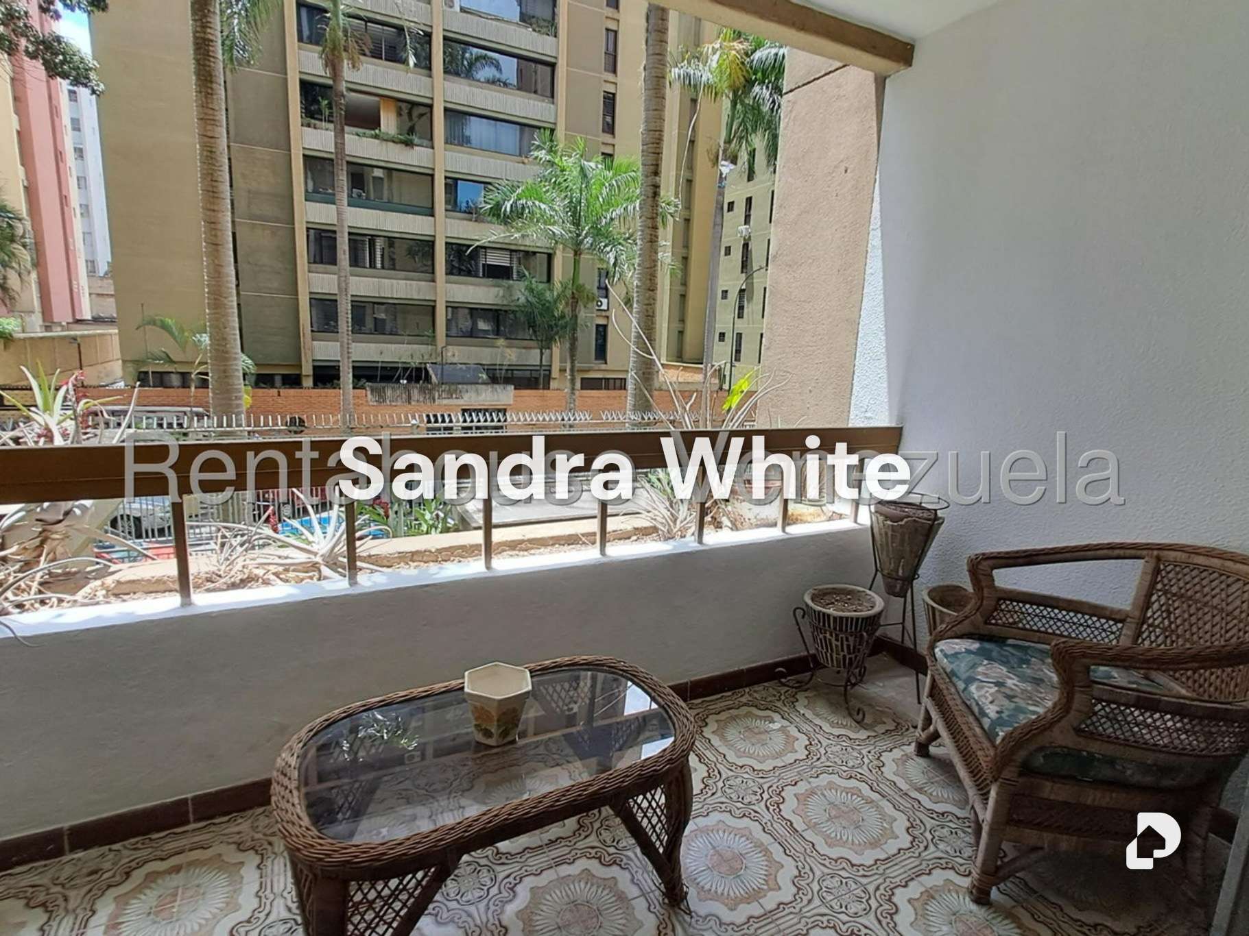 Apartamento en La Urbina. 27-4404, Caracas – 12