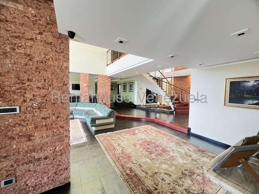 Casa en La Lagunita Country Club, Caracas