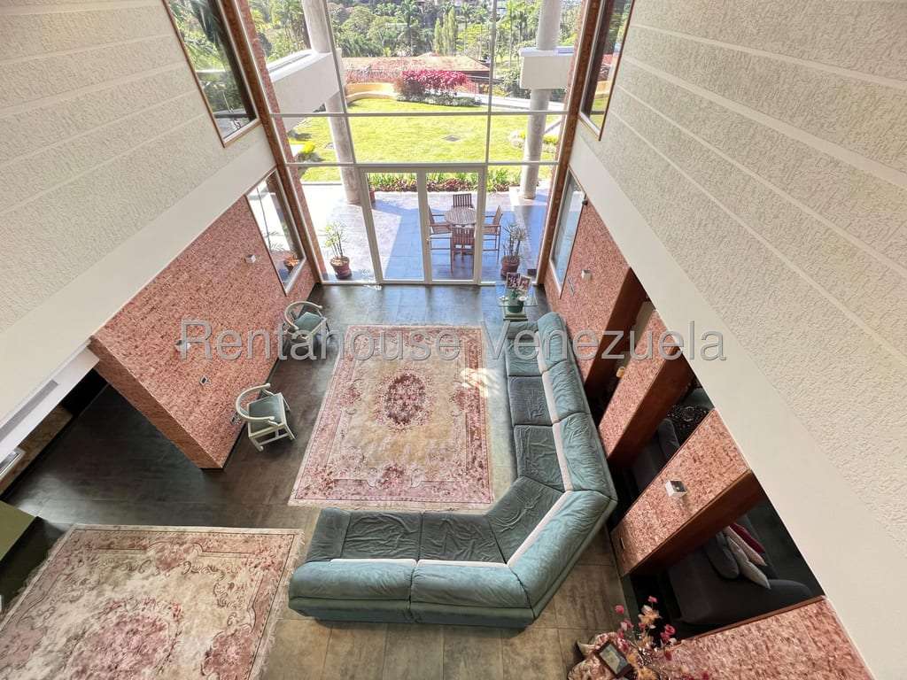Casa en La Lagunita Country Club, Caracas