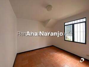 Casa en Prados del Este, Caracas – 21