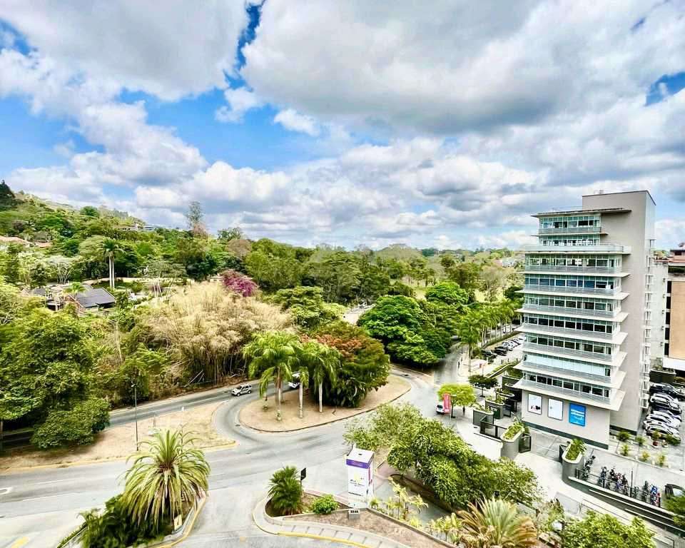 Oficina en El Hatillo, Caracas - 1