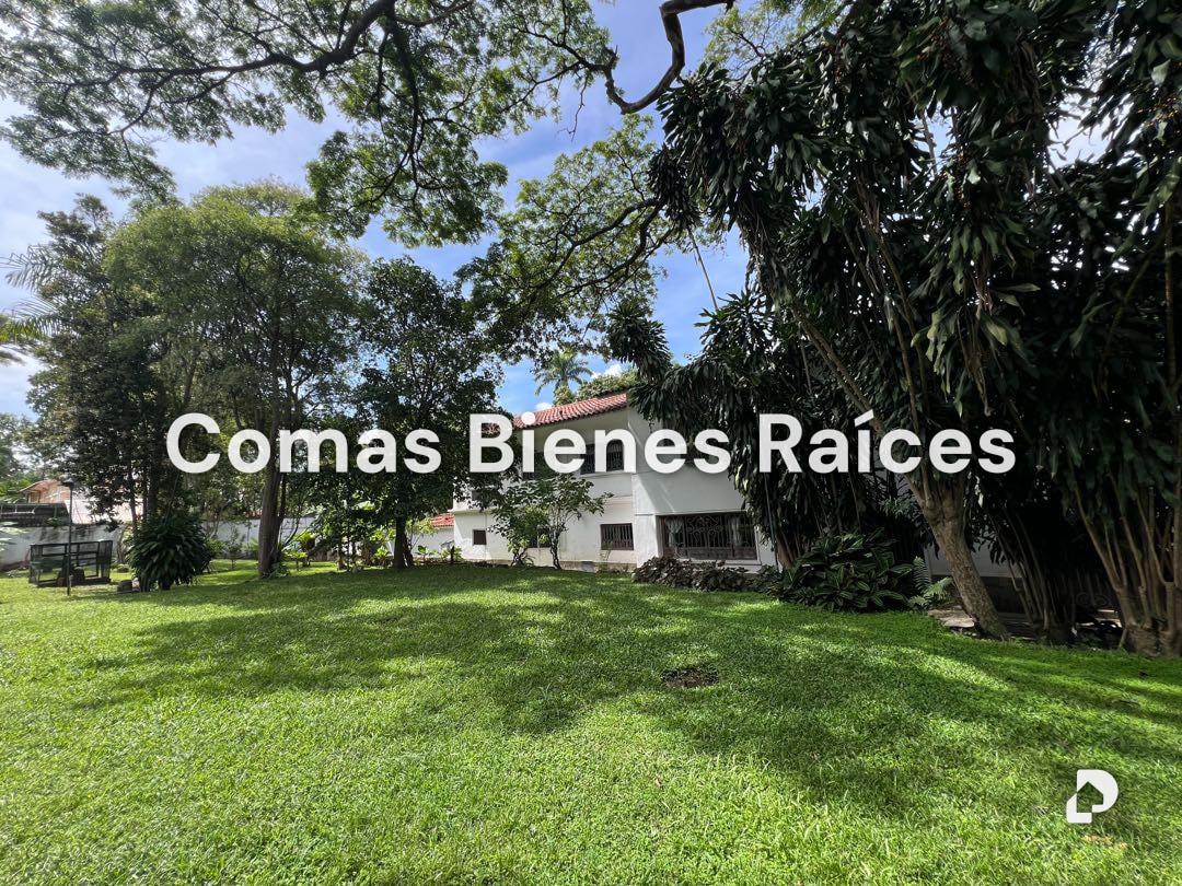 House in Country Club, Caracas – 3