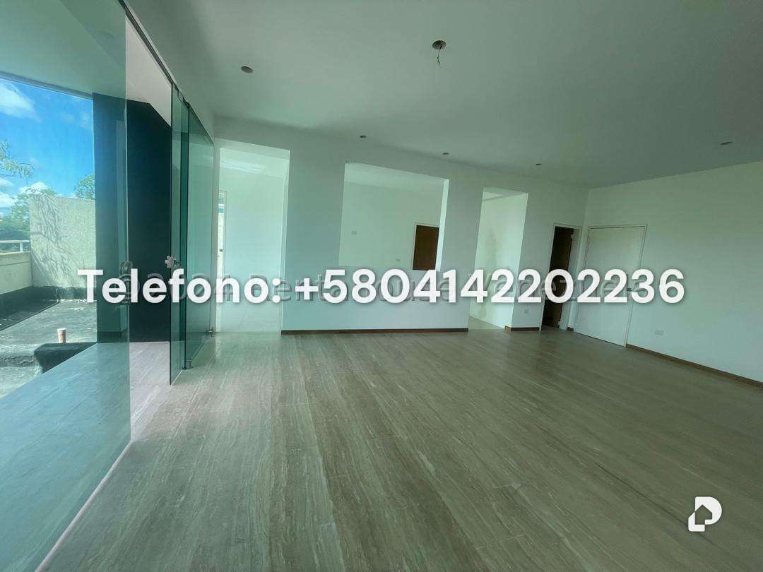 Apartment in La Lagunita Country Club, Caracas – 16