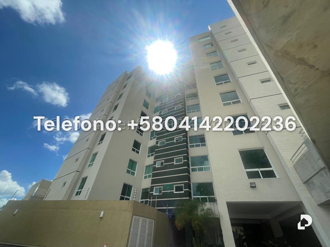 Apartamento en La Lagunita Country Club, Caracas – 2