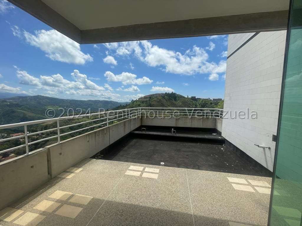 Apartamento en La Lagunita Country Club, Caracas