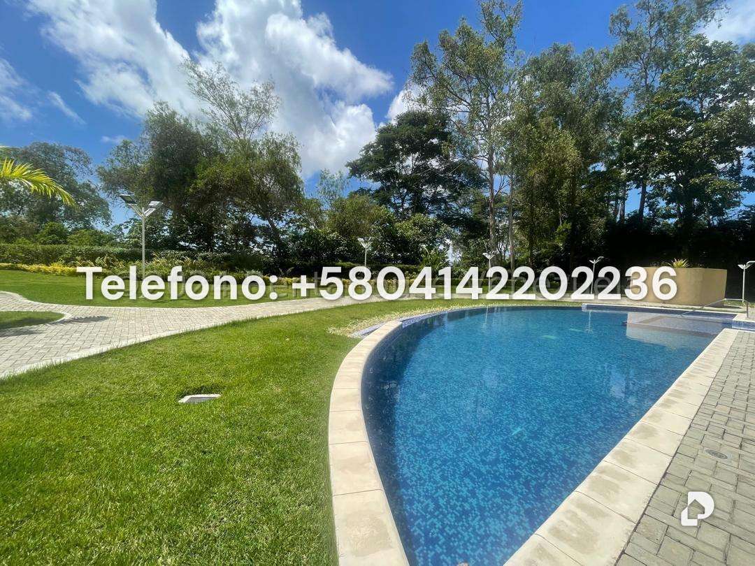 Apartment in La Lagunita Country Club, Caracas – 45
